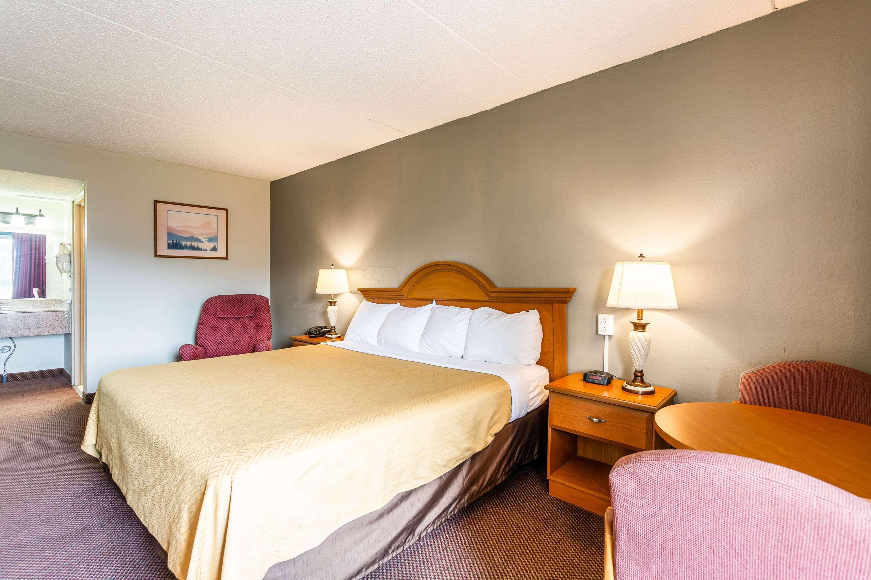 Mount Vernon Rodeway Inn Renfro Valley מראה חיצוני תמונה
