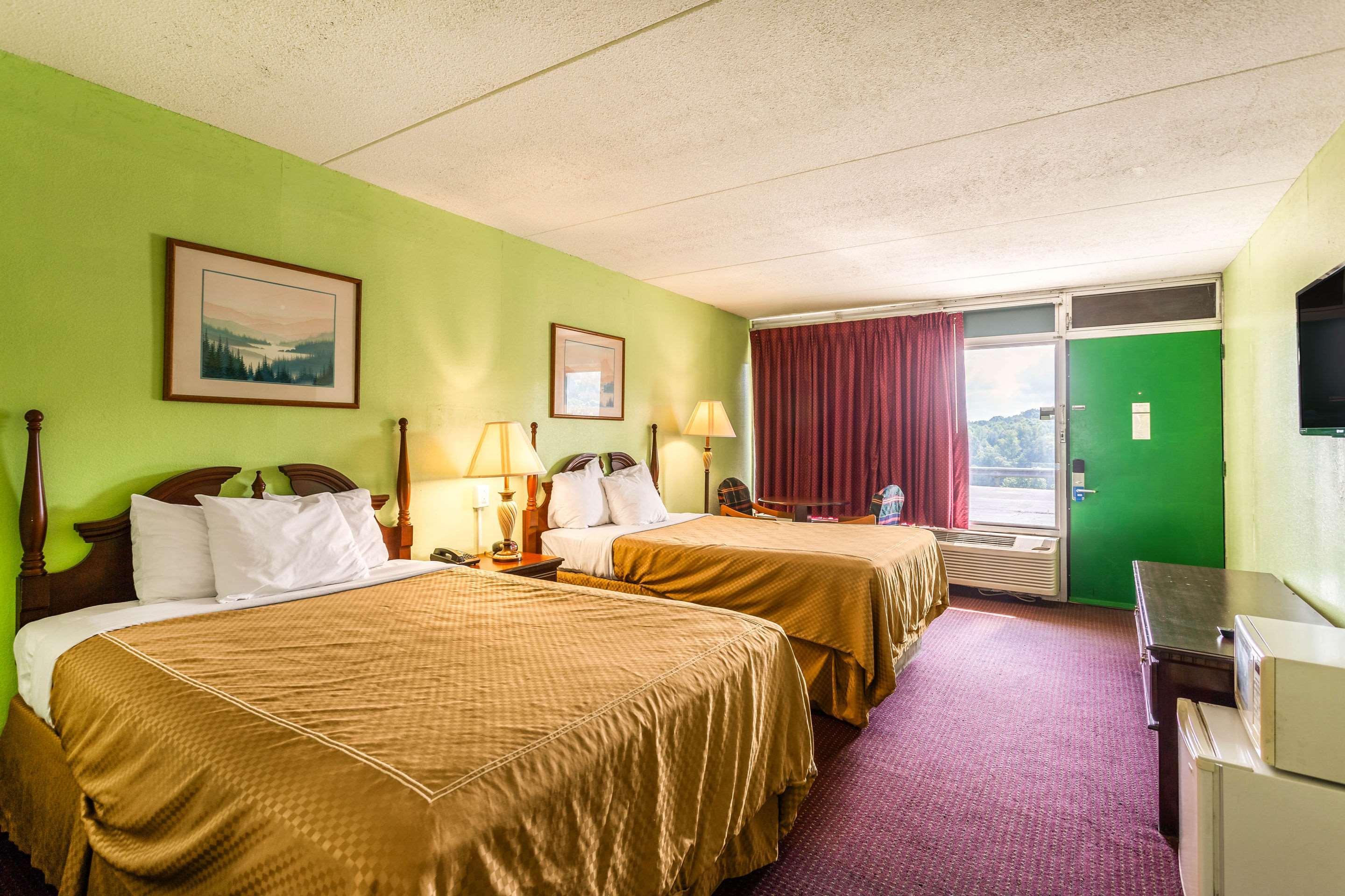 Mount Vernon Rodeway Inn Renfro Valley מראה חיצוני תמונה