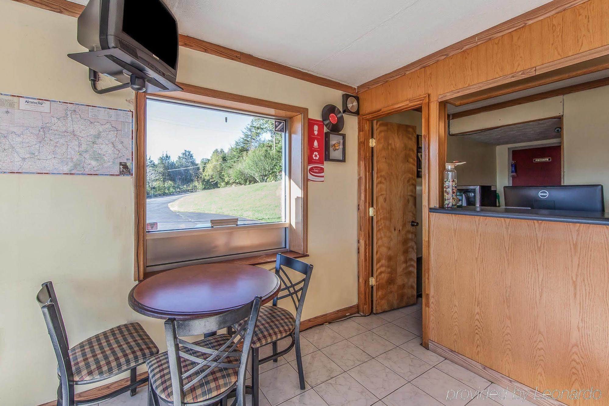 Mount Vernon Rodeway Inn Renfro Valley מראה חיצוני תמונה